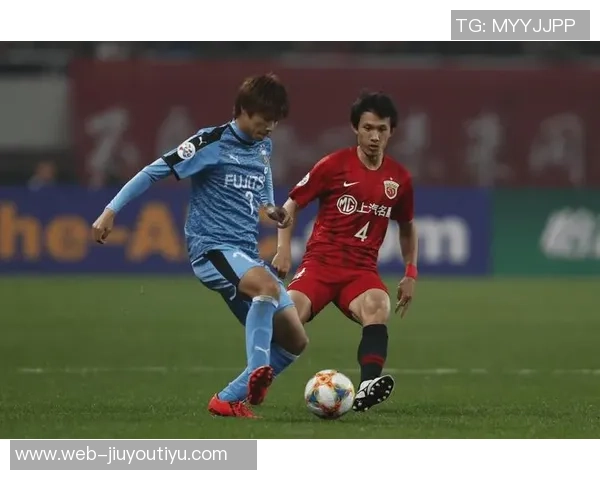 拉亚高度评价助教海因策称其在球队防守中发挥重要作用