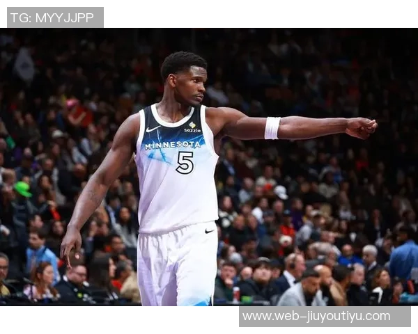 爱德华兹感慨成第三年轻得分手宁愿等待百日也不愿超越科比